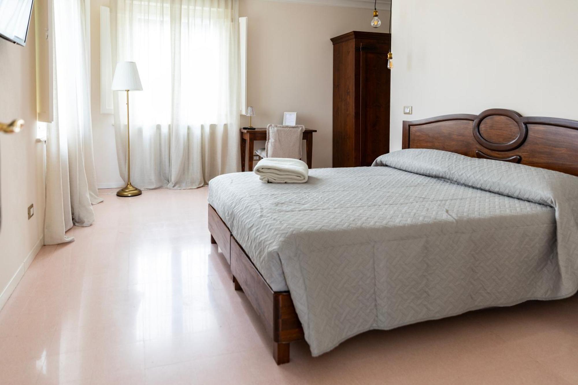 Borghi Palazzo Gessi Room And Breakfast المظهر الخارجي الصورة