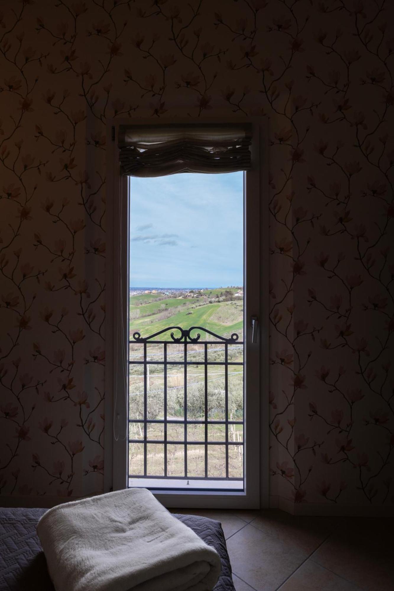 Borghi Palazzo Gessi Room And Breakfast المظهر الخارجي الصورة
