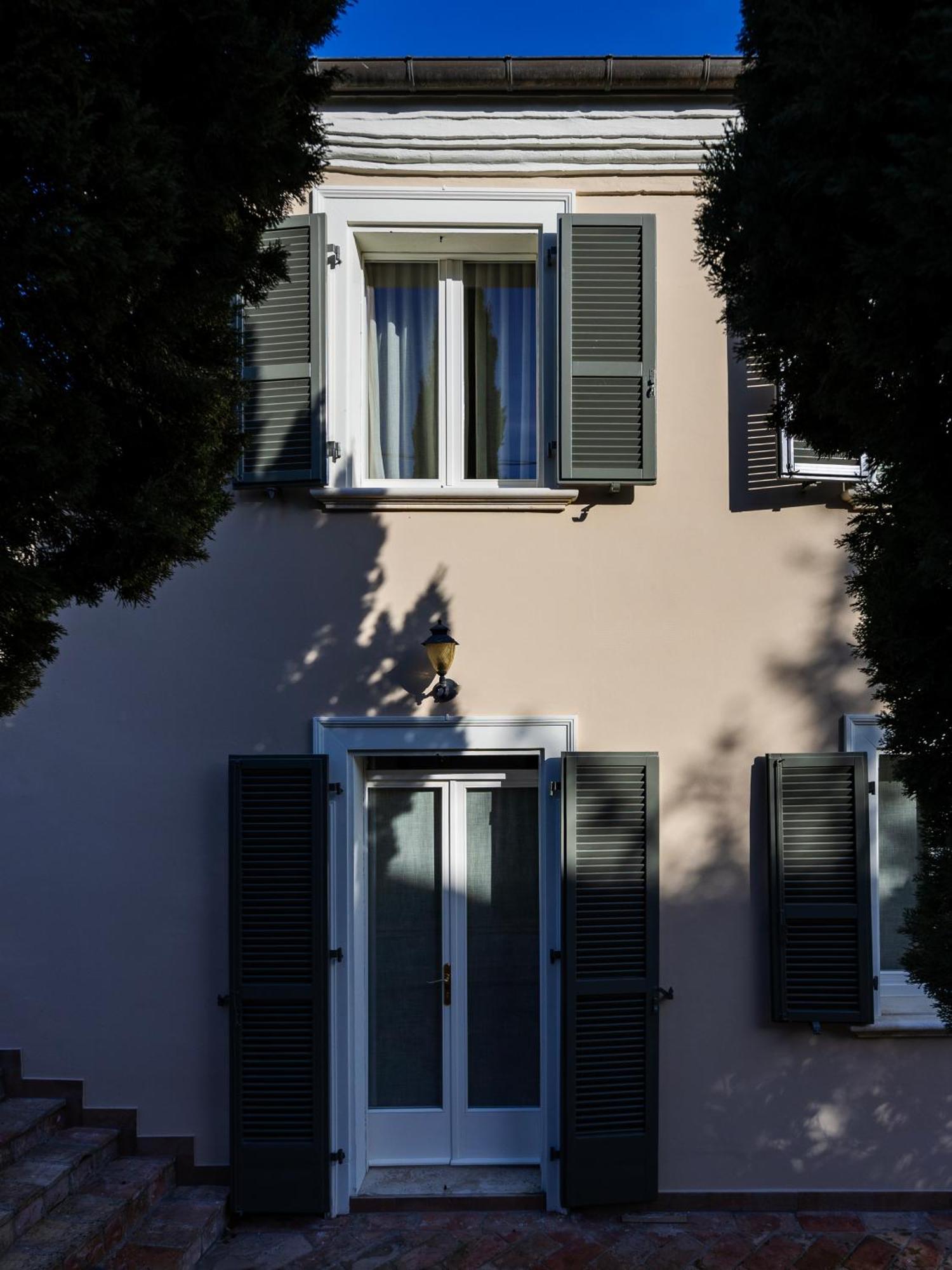 Borghi Palazzo Gessi Room And Breakfast المظهر الخارجي الصورة