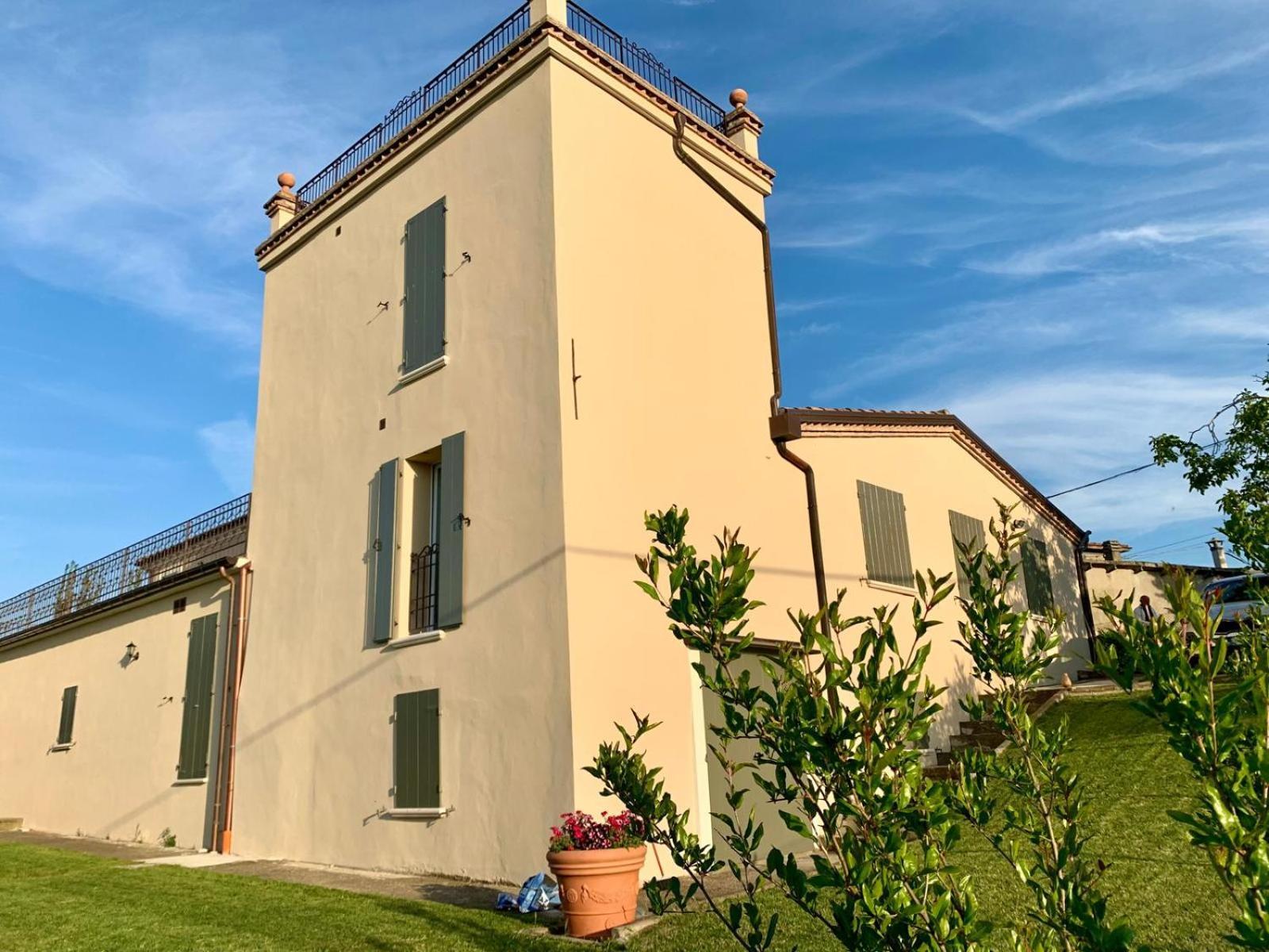 Borghi Palazzo Gessi Room And Breakfast المظهر الخارجي الصورة